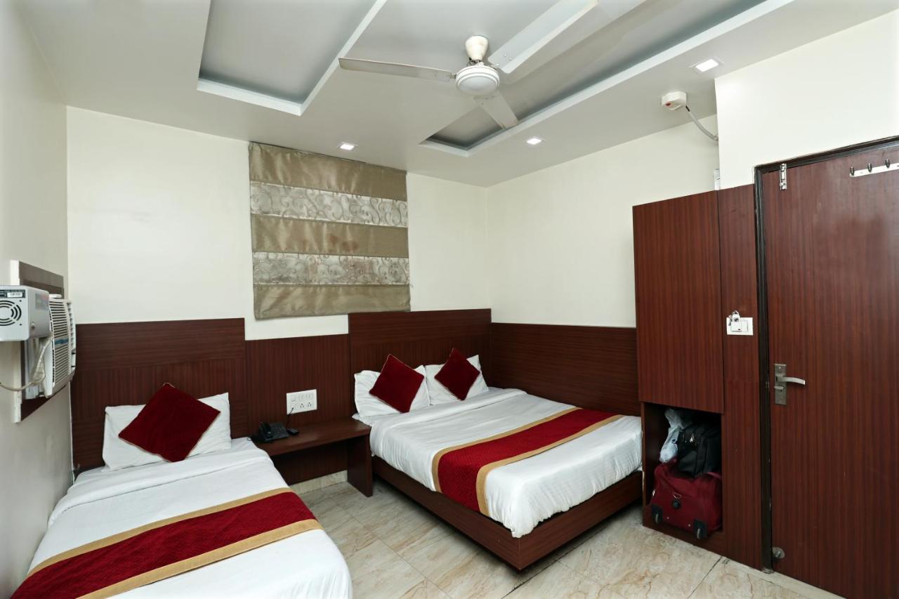 Hotel Toto International Dx Új-Delhi Kültér fotó