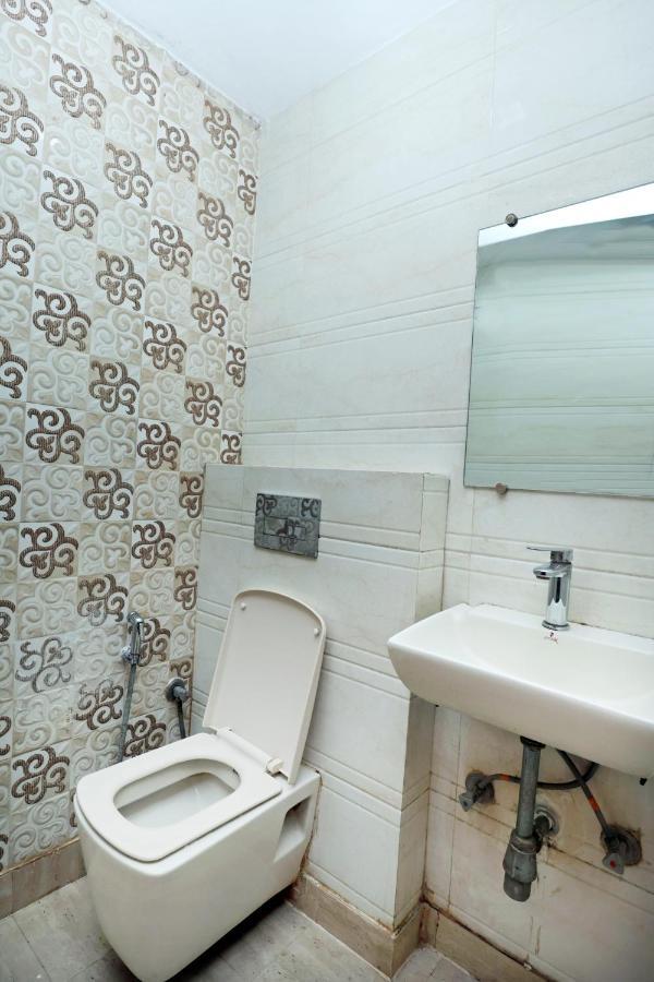 Hotel Toto International Dx Új-Delhi Kültér fotó