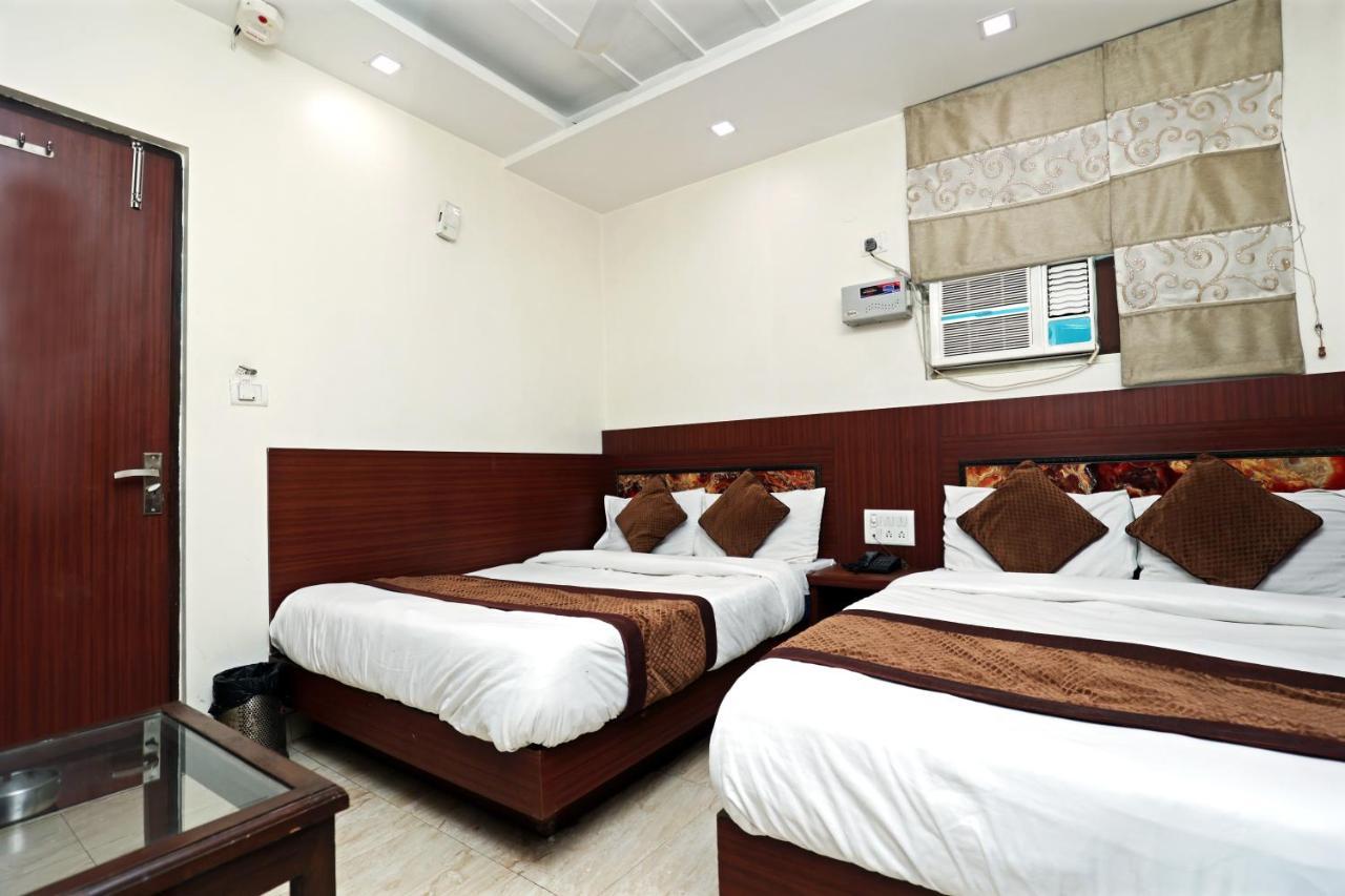 Hotel Toto International Dx Új-Delhi Kültér fotó